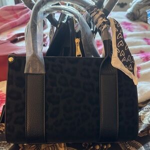 Elegant Black Leopard Print Handbag